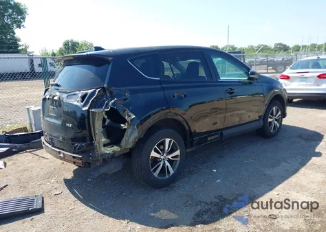 2016 Toyota Rav4 Xle z USA, uszkodzony, nr VIN 2T3WFREV2GW247317